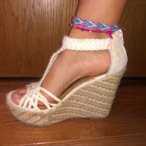 Cream Wedges